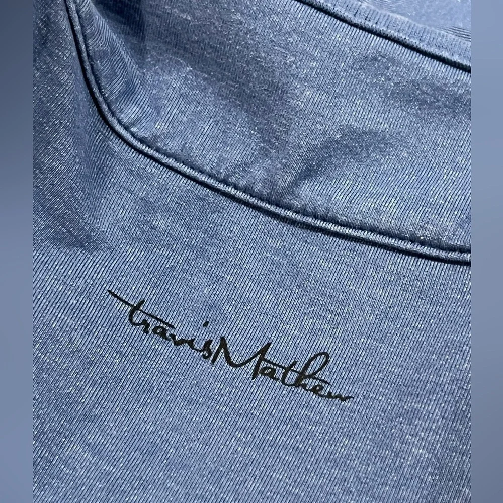 Travis Mathew Size Small Navy Stripe Pullover Half Zip Golf Performance Sweater